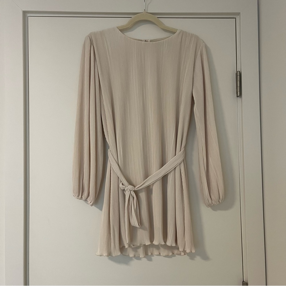 Abercrombie & Fitch Off-White Long Sleeve Pleated Mini Dress | Size XS Petite
